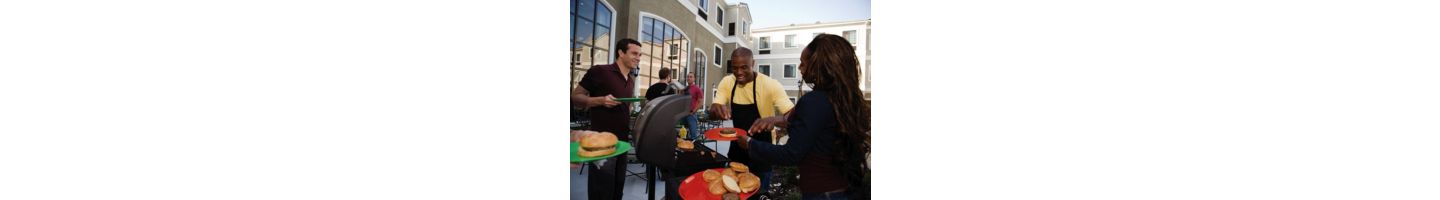 We offer a complimentary hot breakfast daily for our guests. We also off a guest social Monday-Wednesday evenings from 5:30-7:00 PM with complimentary light food and beverages.